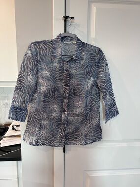 Erin London Sheer Swirl Pattern Blouse 3/4 Sleeve Mesh Button Layering Y2K Top